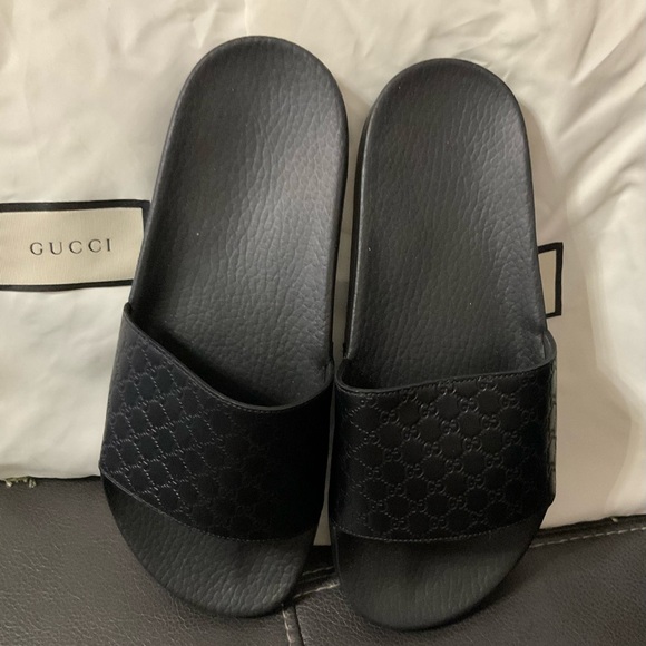 Gucci Black Microguccissima Slide Sandals - Picture 3 of 7